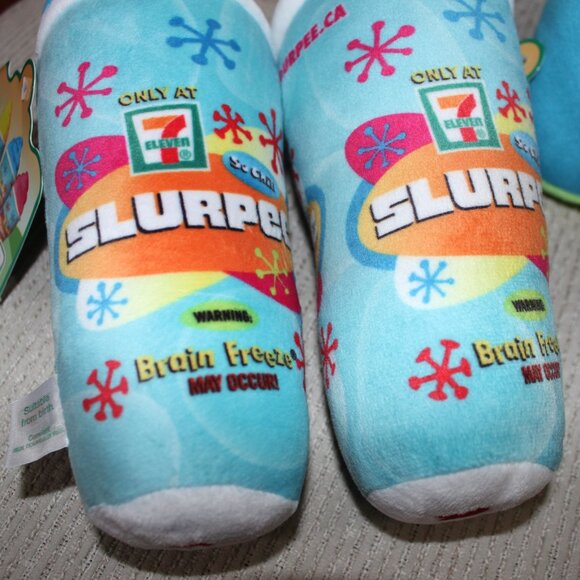 FREE*❤️3 x original 7-Eleven SLURPEE ornament plush soft toy 2019 Brain Freeze - Picture 5 of 6